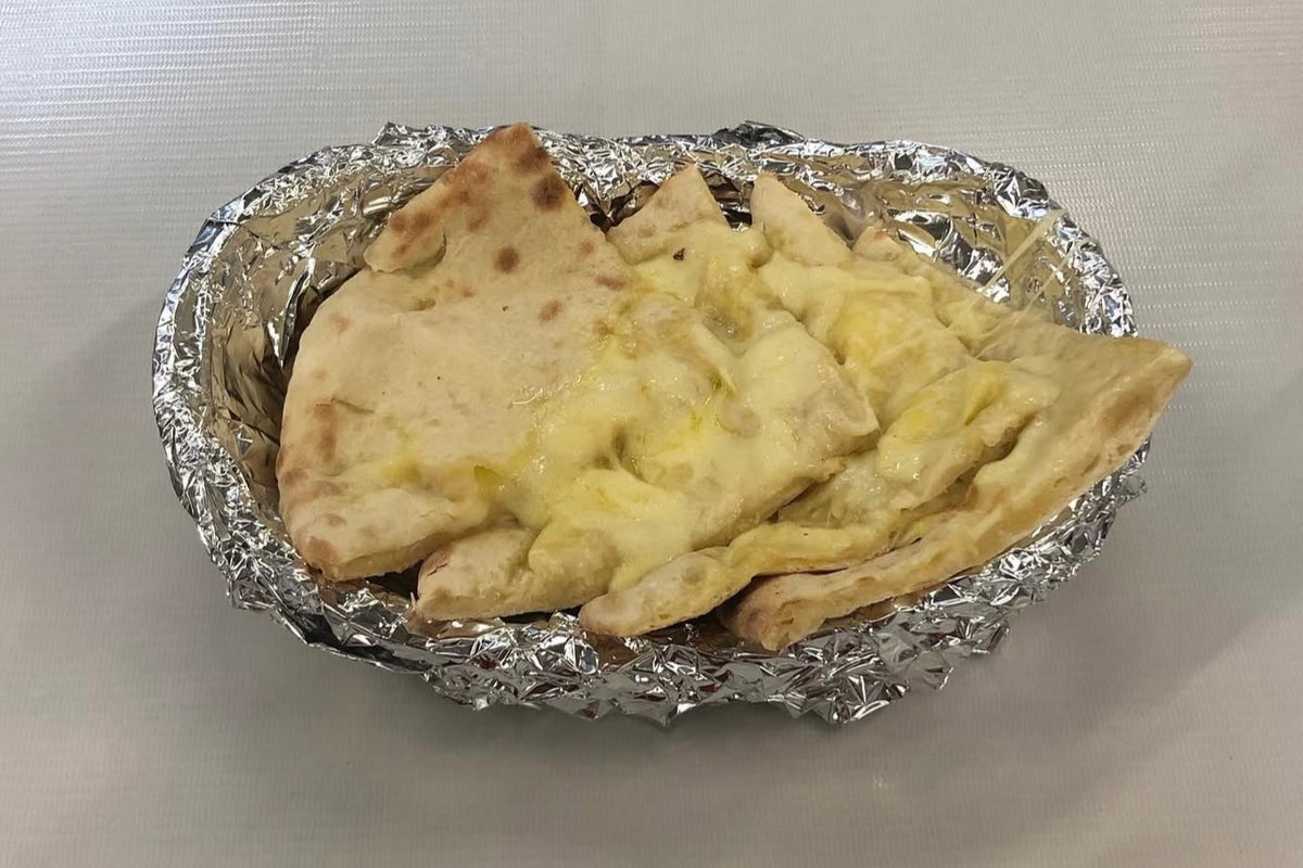 food cheese naan’s black short-sleeve shirt