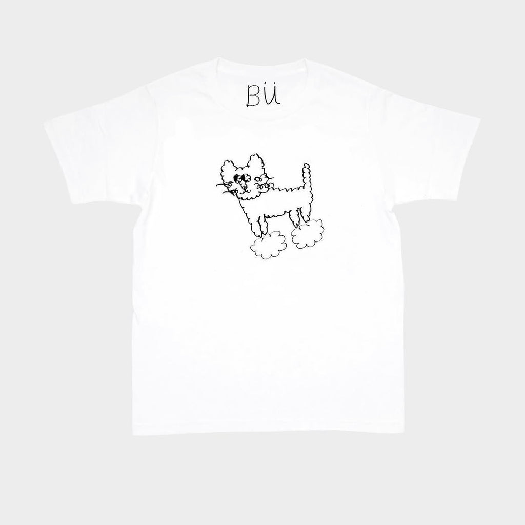 bu’s white short-sleeve shirt